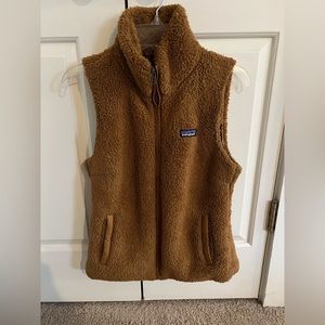 VGUC Patagonia women’s vest, size M.